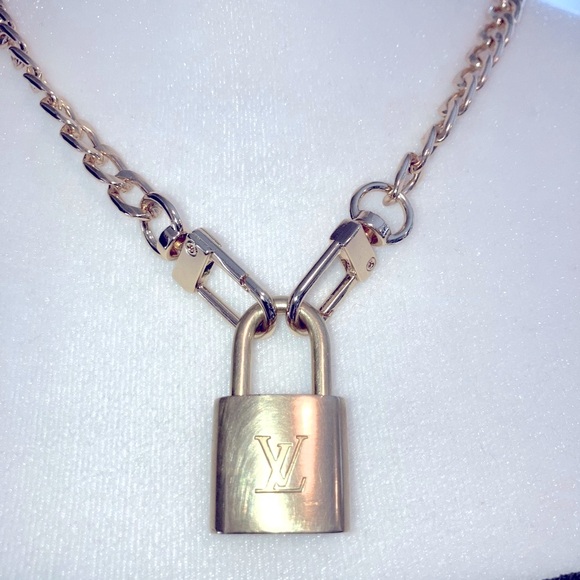 🔑LOUIS VUITTON🔑Gold Lock #318 w/Hold Unbranded Chain - Picture 11 of 14